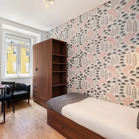 Whome Oasis Extravaganza: Lisbon's Supreme Retreat * Lizbona