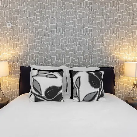 Whome Oasis Extravaganza: Lisbon's Supreme Retreat * Lisboa